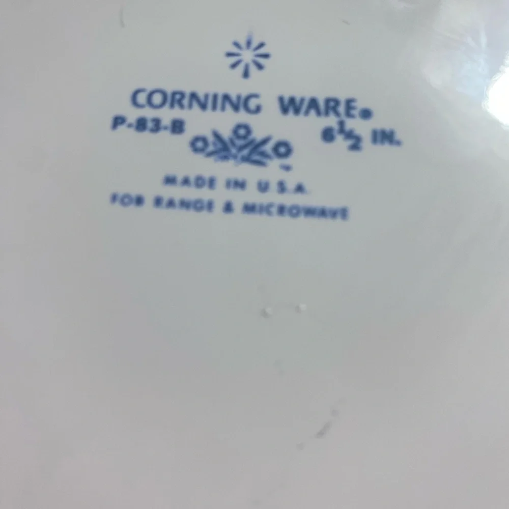Corningware Cornflower 6.5”Skillet w/ Pyrex Lid